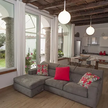 Casa Eli Apartment *